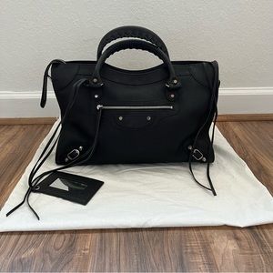 Large Balenciaga classic city calfskin handbag black